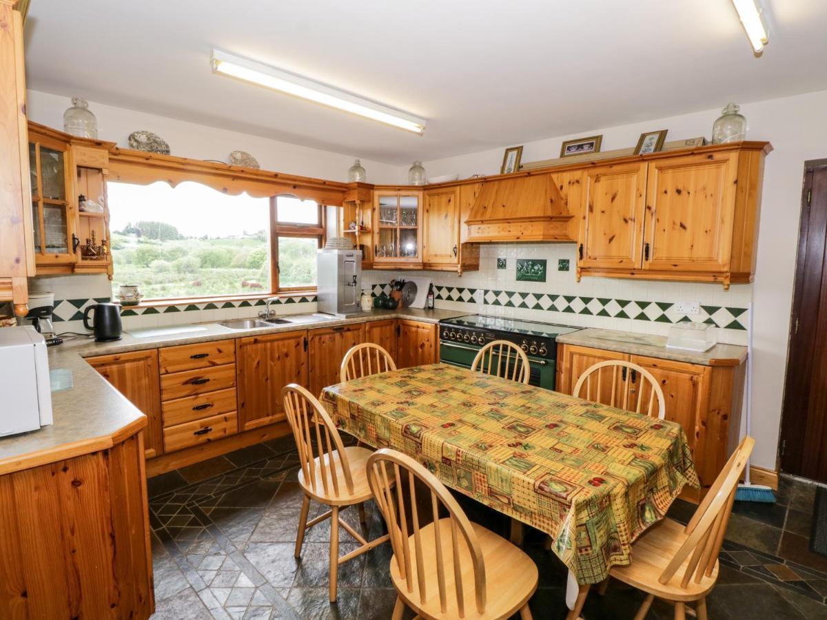 Vila An Maide Ban Cootehill Exteriér fotografie
