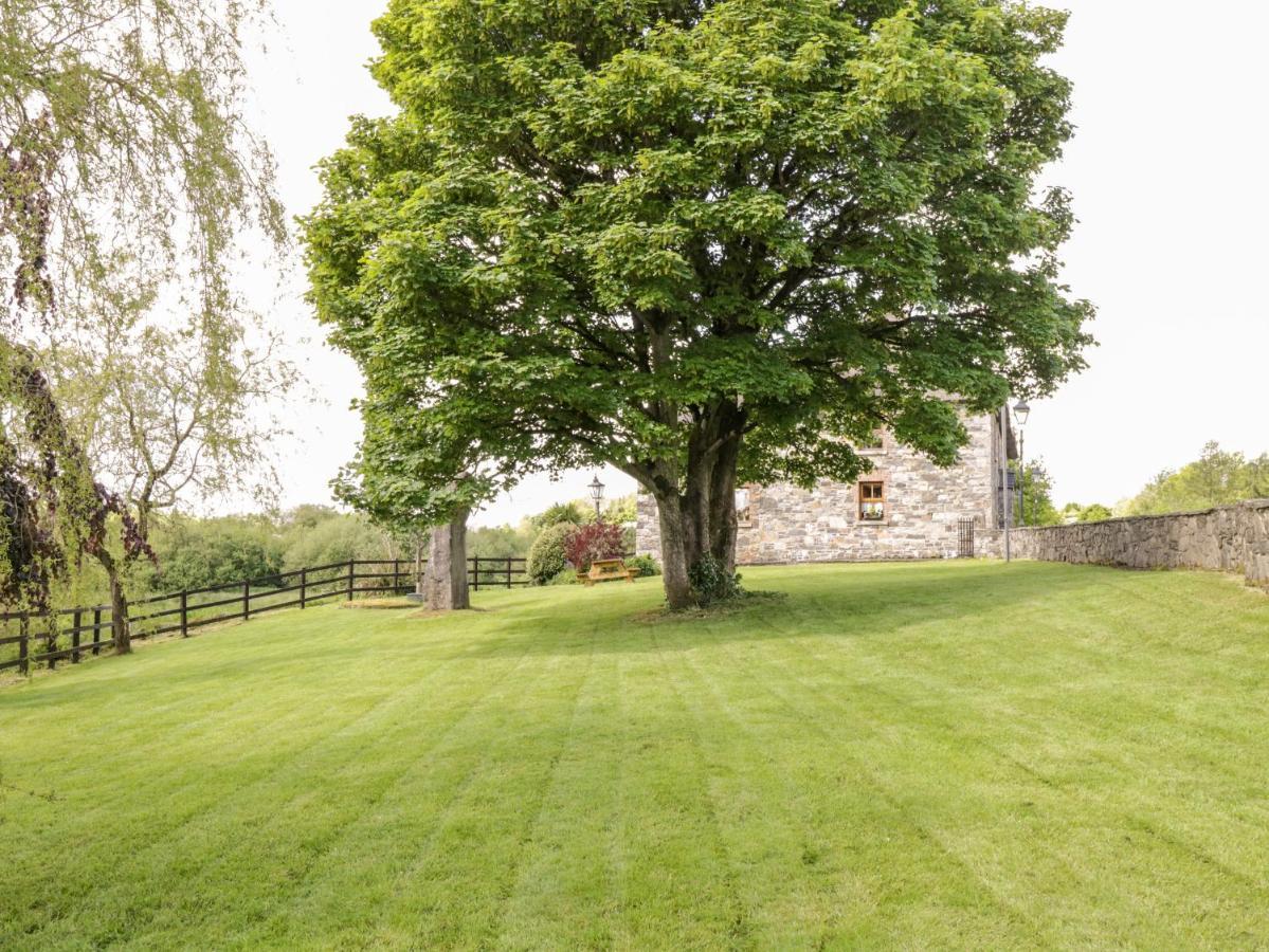 Vila An Maide Ban Cootehill Exteriér fotografie