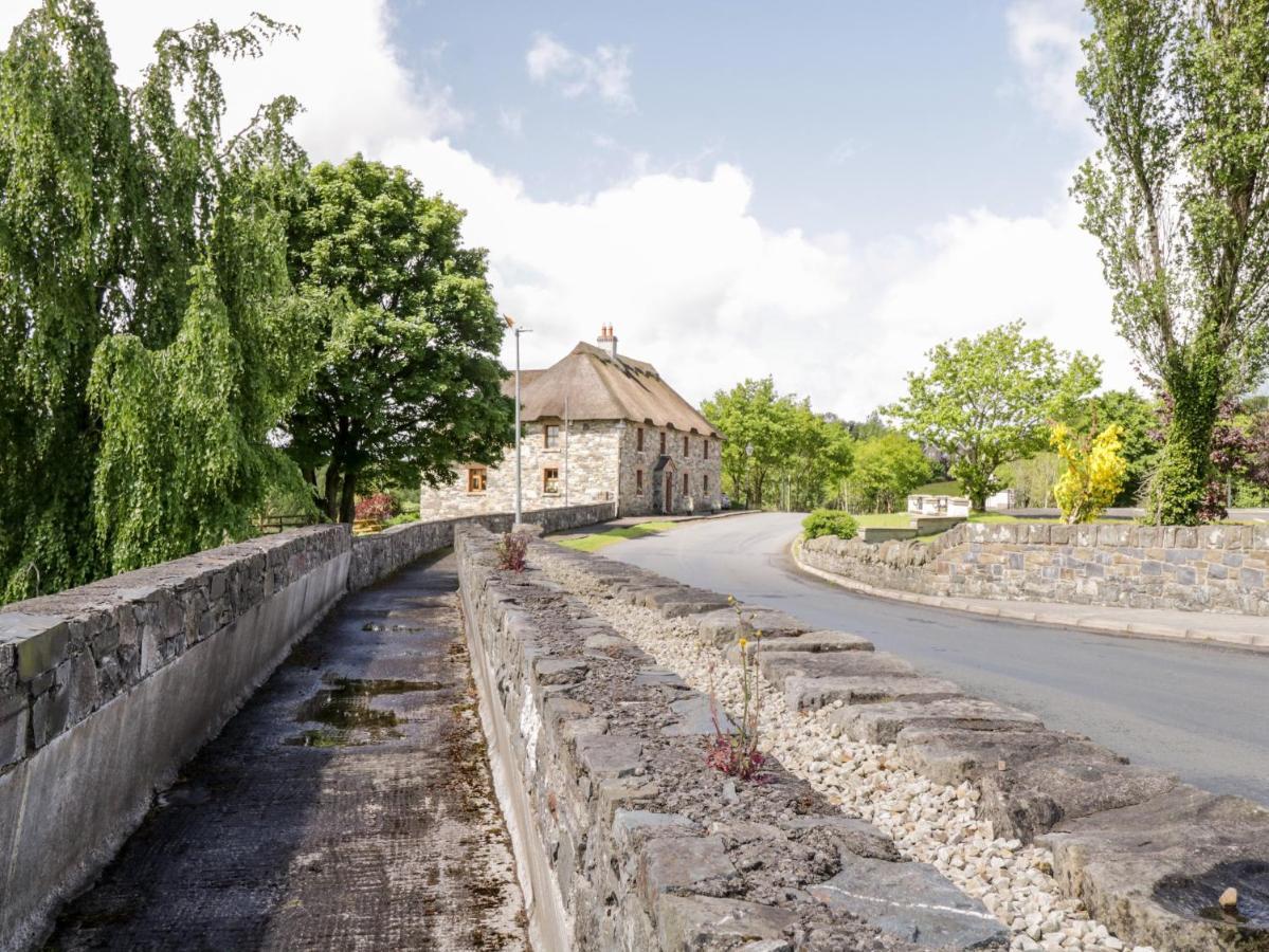 Vila An Maide Ban Cootehill Exteriér fotografie